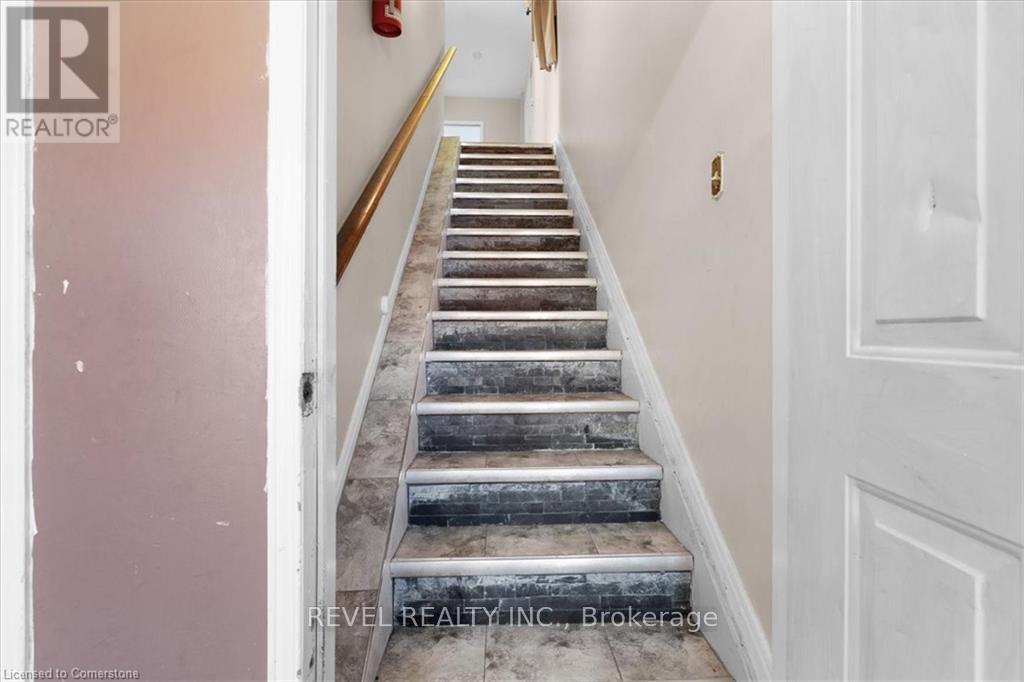 770 Barton Street E, Hamilton, Ontario  L8L 3B1 - Photo 23 - X12434452