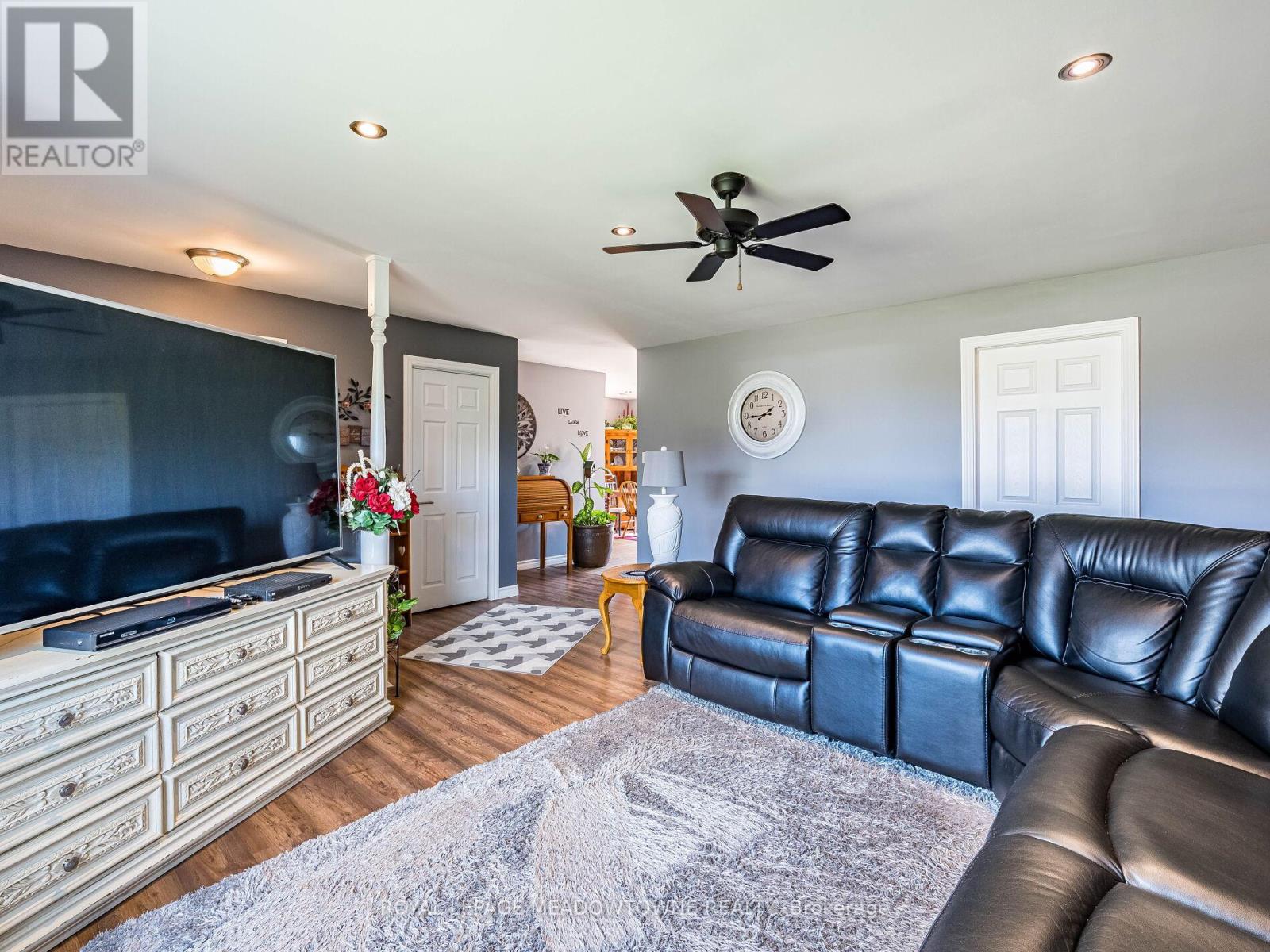 106790 Southgate Road 10, Southgate, Ontario  N0C 1B0 - Photo 10 - X12434465
