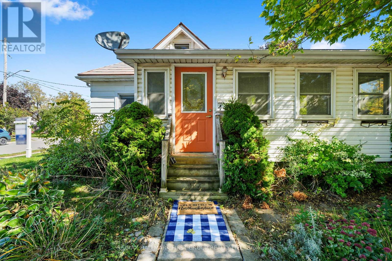 446 Ontario Street, Cobourg, Ontario  K9A 3C2 - Photo 3 - X12434506