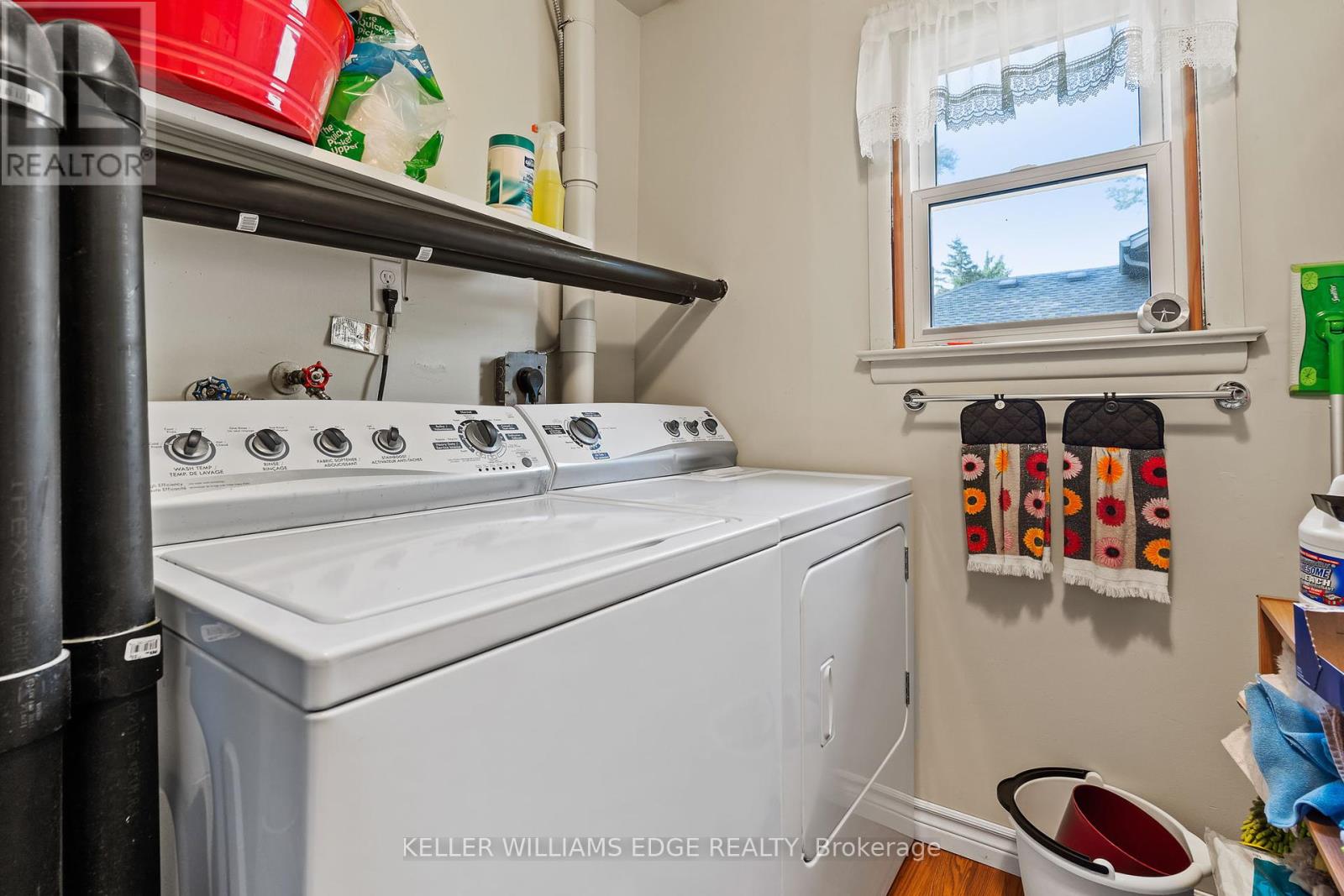682 Fairview Road, Fort Erie, Ontario  L2A 4T1 - Photo 13 - X12434511
