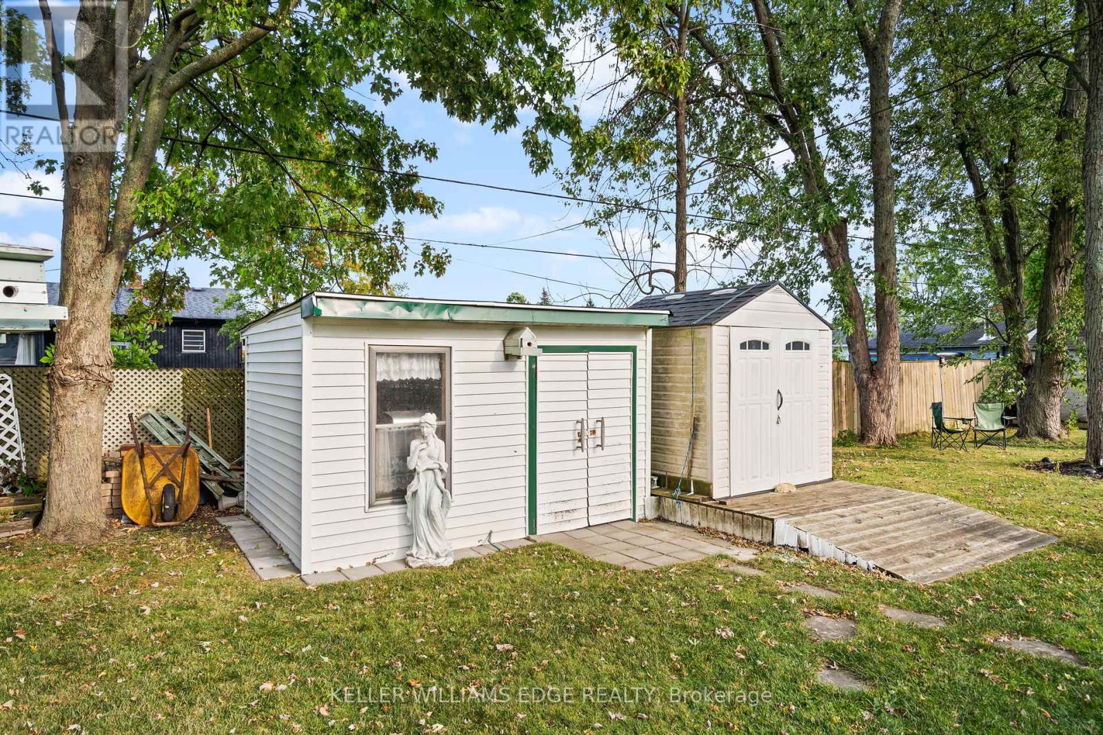 682 Fairview Road, Fort Erie, Ontario  L2A 4T1 - Photo 22 - X12434511