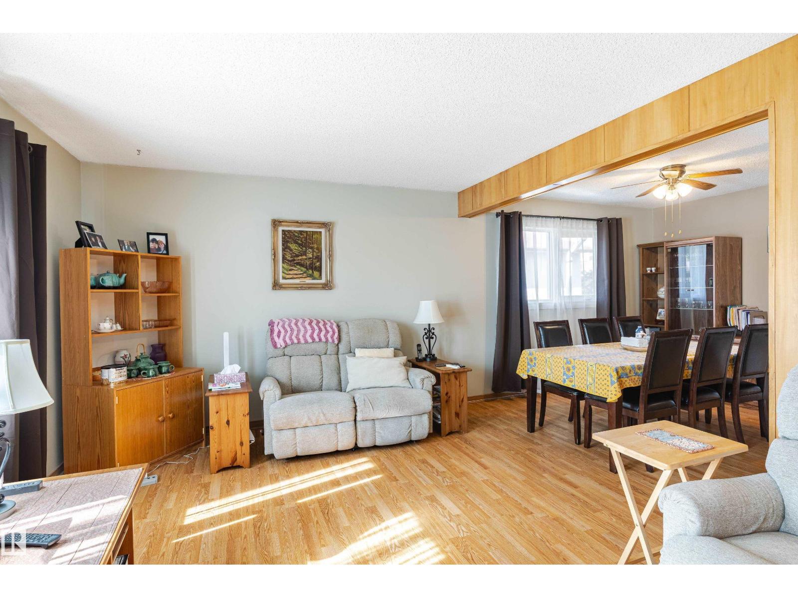 9718 76 Av Nw, Edmonton, Alberta  T6E 1K3 - Photo 15 - E4460077