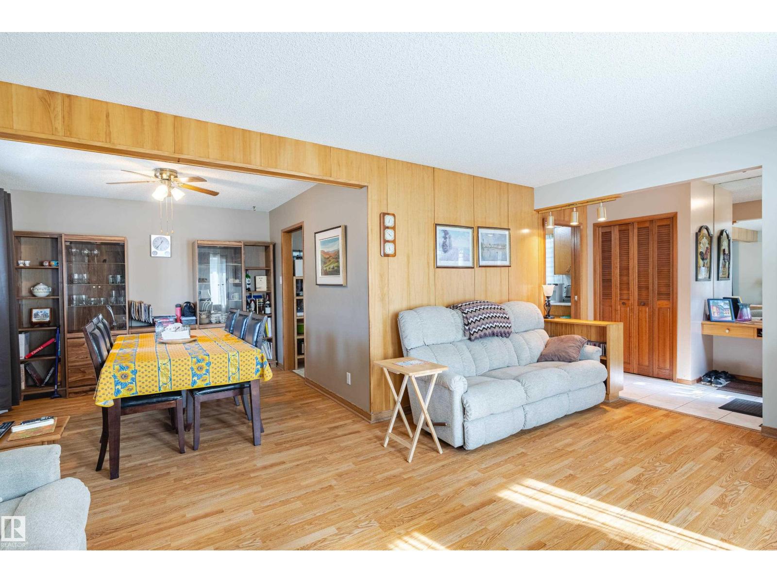 9718 76 Av Nw, Edmonton, Alberta  T6E 1K3 - Photo 16 - E4460077