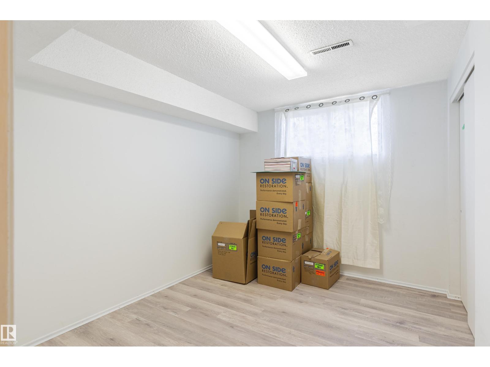 9718 76 Av Nw, Edmonton, Alberta  T6E 1K3 - Photo 37 - E4460077