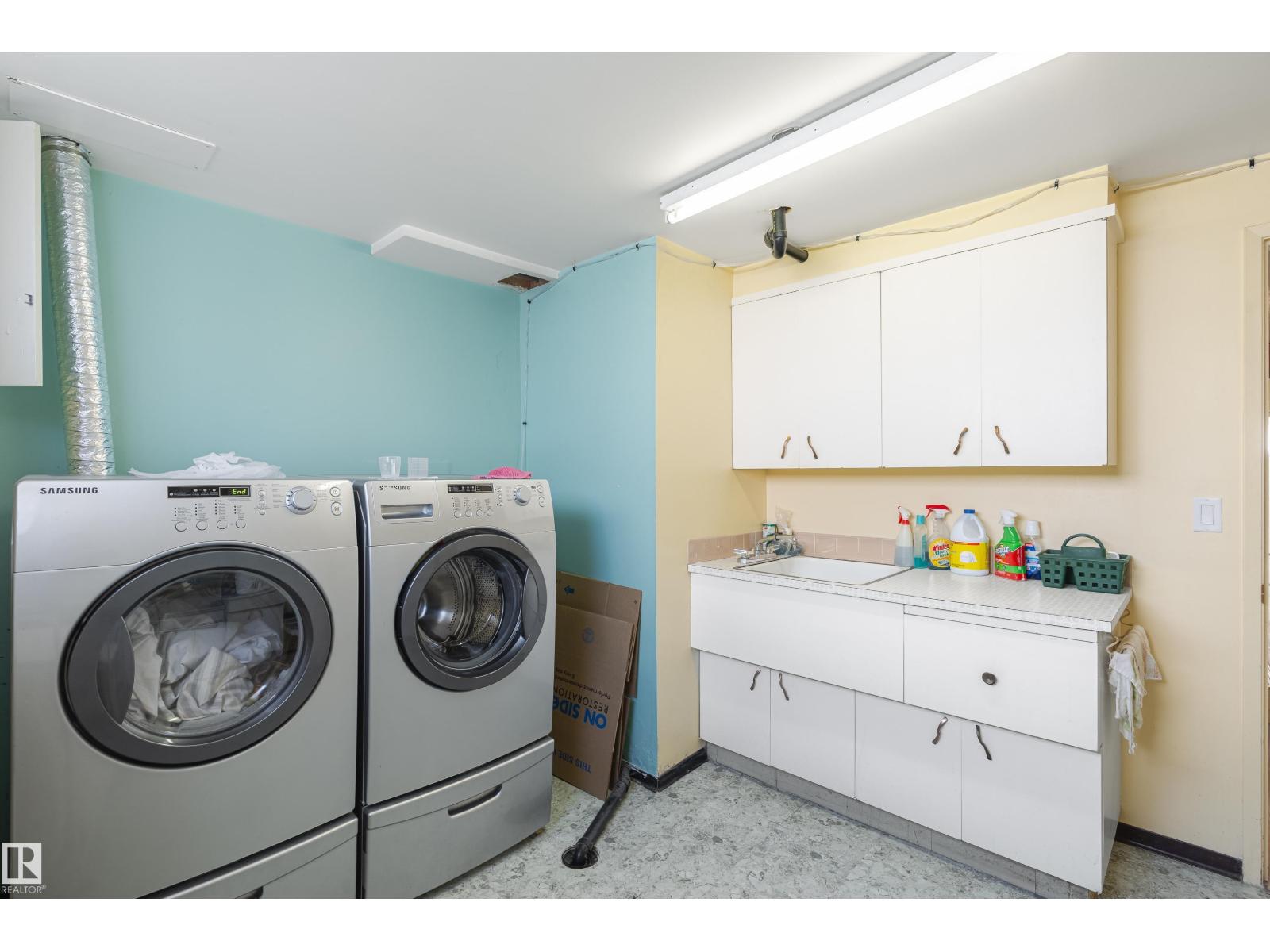 9718 76 Av Nw, Edmonton, Alberta  T6E 1K3 - Photo 39 - E4460077
