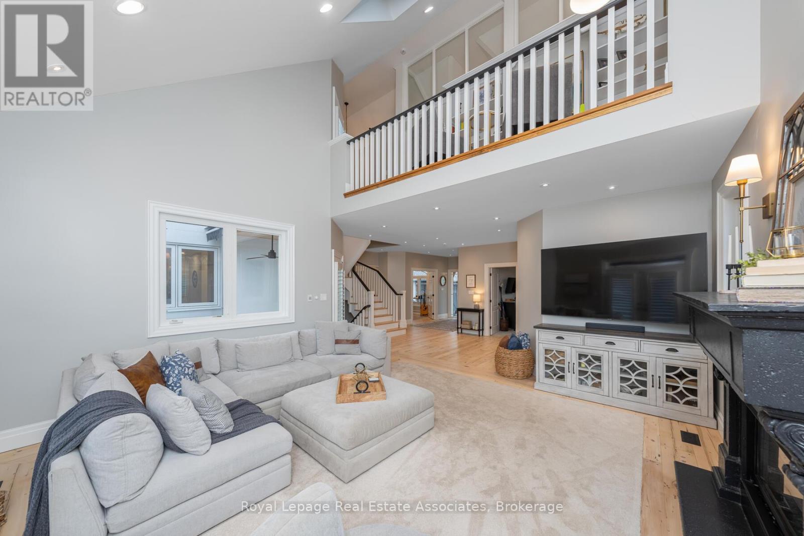 50 Lyonsview Lane, Caledon, Ontario  L7C 1P1 - Photo 7 - W12285940