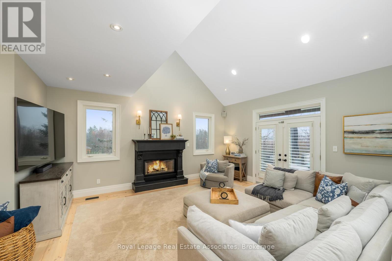 50 Lyonsview Lane, Caledon, Ontario  L7C 1P1 - Photo 5 - W12285940