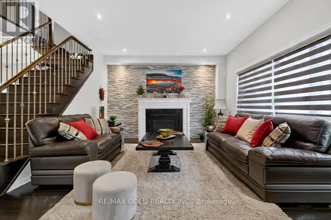 135 Watermill Street, Kitchener, Ontario  N2P 0G4 - Photo 9 - X12430077