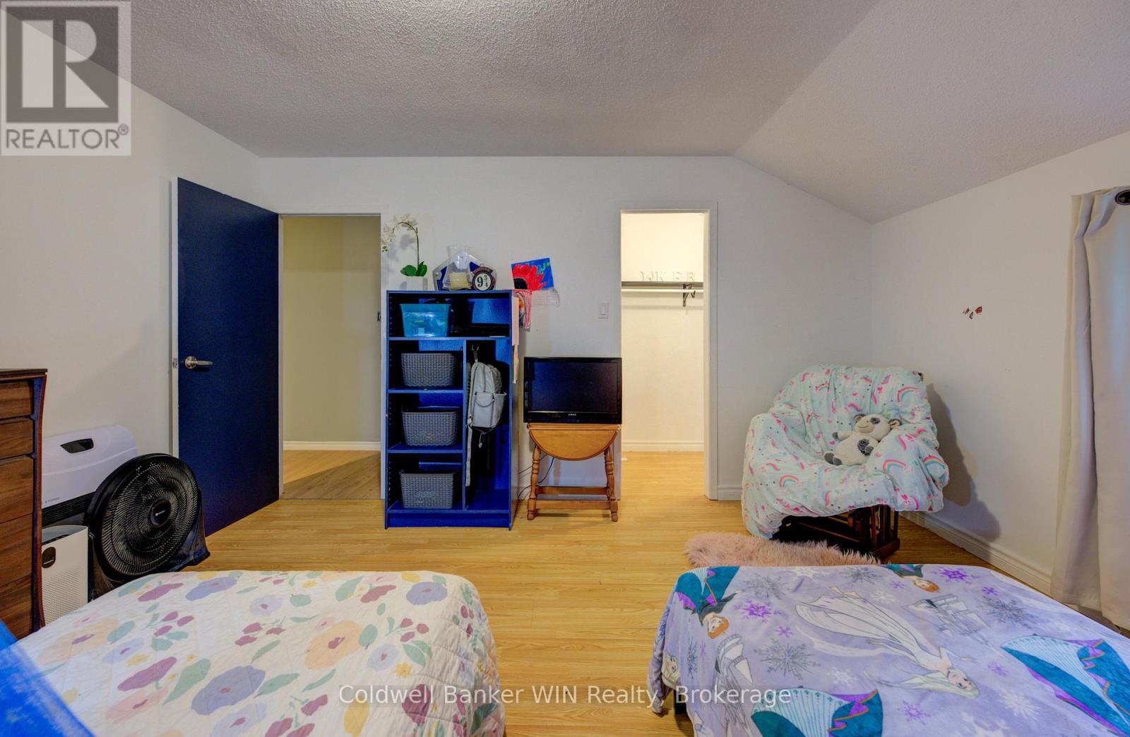 3 Page Street, Wellington North, Ontario  N0G 2L3 - Photo 24 - X12425421
