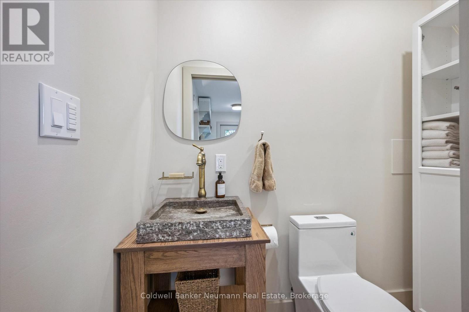 821 Watson Road S, Puslinch, Ontario  N0B 1C0 - Photo 15 - X12433840