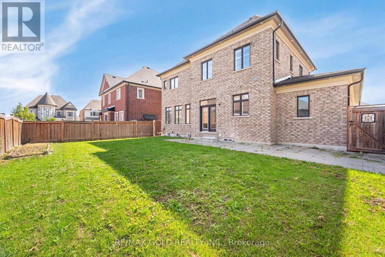 3 Sister Oreilly Road, Brampton, Ontario  L6P 4C6 - Photo 25 - W12428692