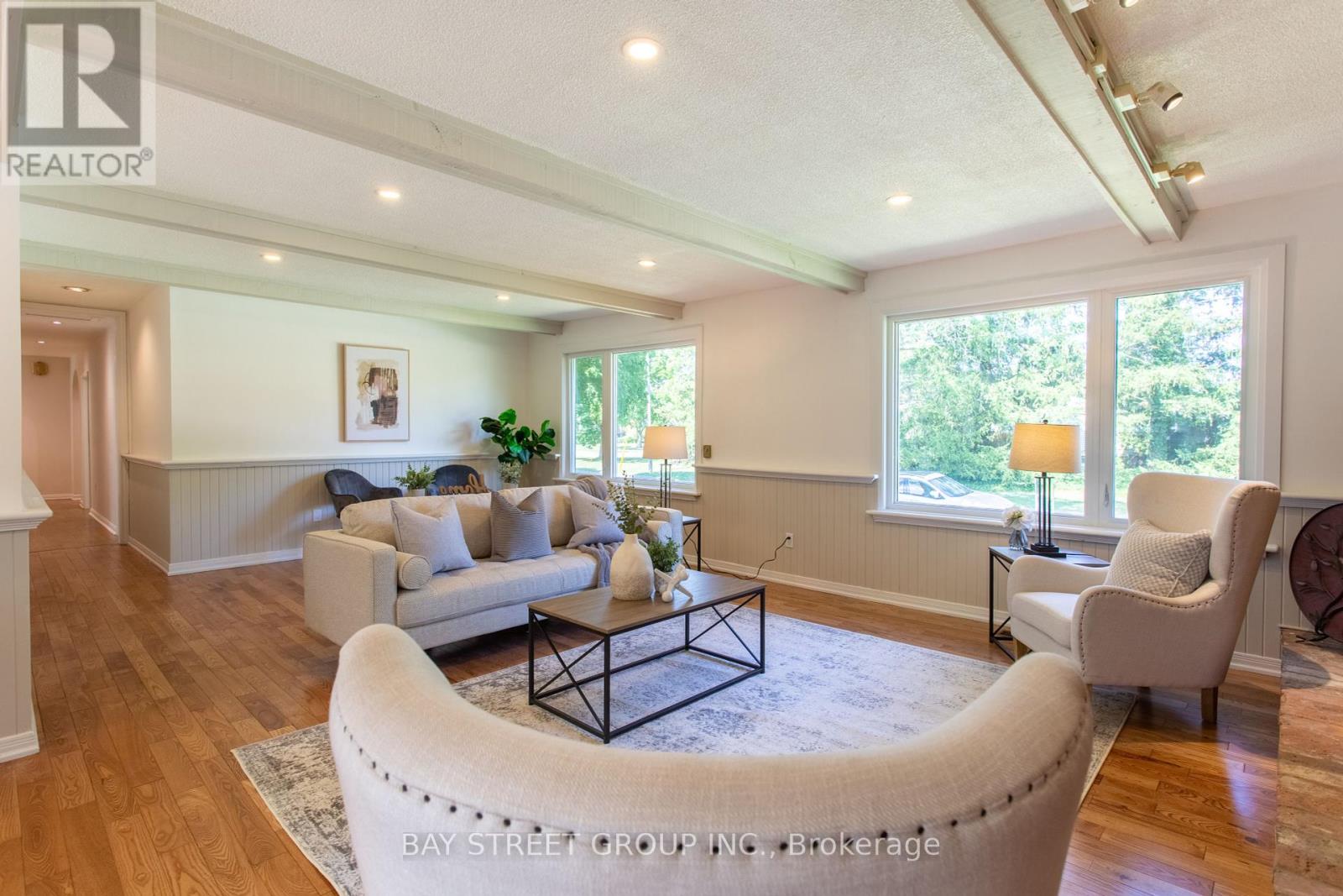 2 Parklane Crescent, St. Catharines, Ontario  L2T 3V1 - Photo 21 - X12361808