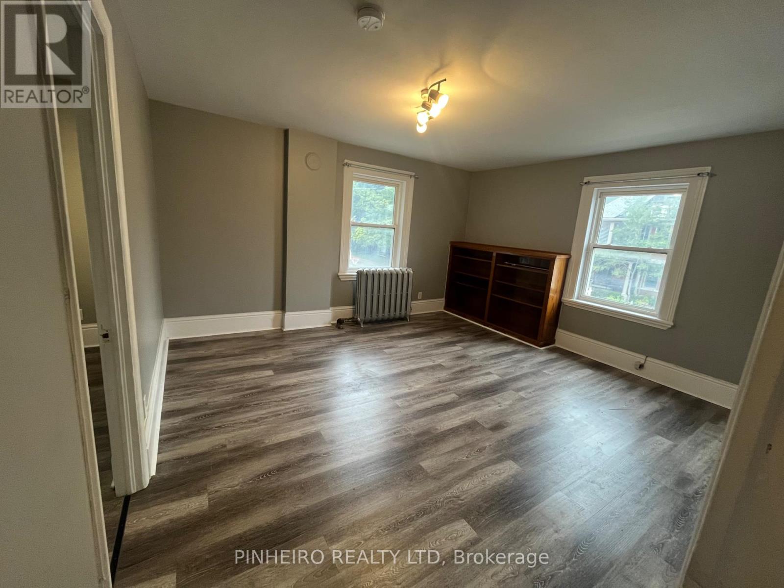 2 - 611 Talbot Street, London East, Ontario  N6A 2T2 - Photo 11 - X12426043