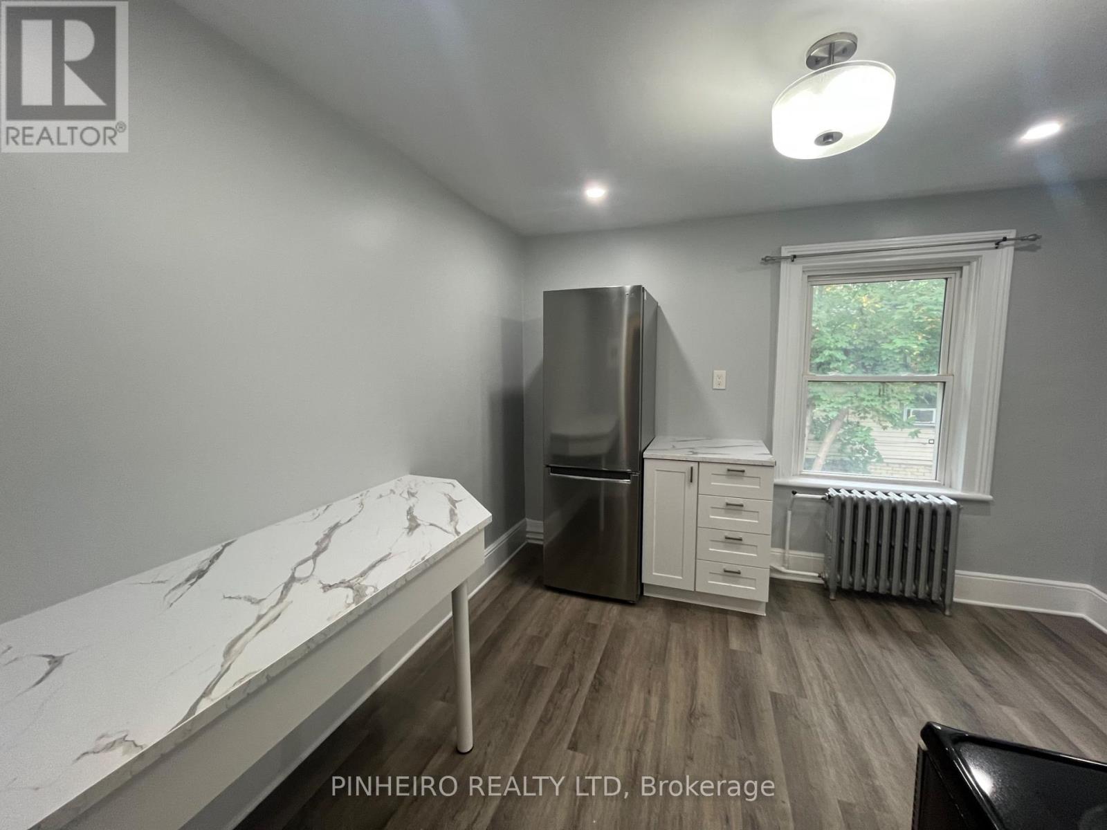 2 - 611 Talbot Street, London East, Ontario  N6A 2T2 - Photo 4 - X12426043
