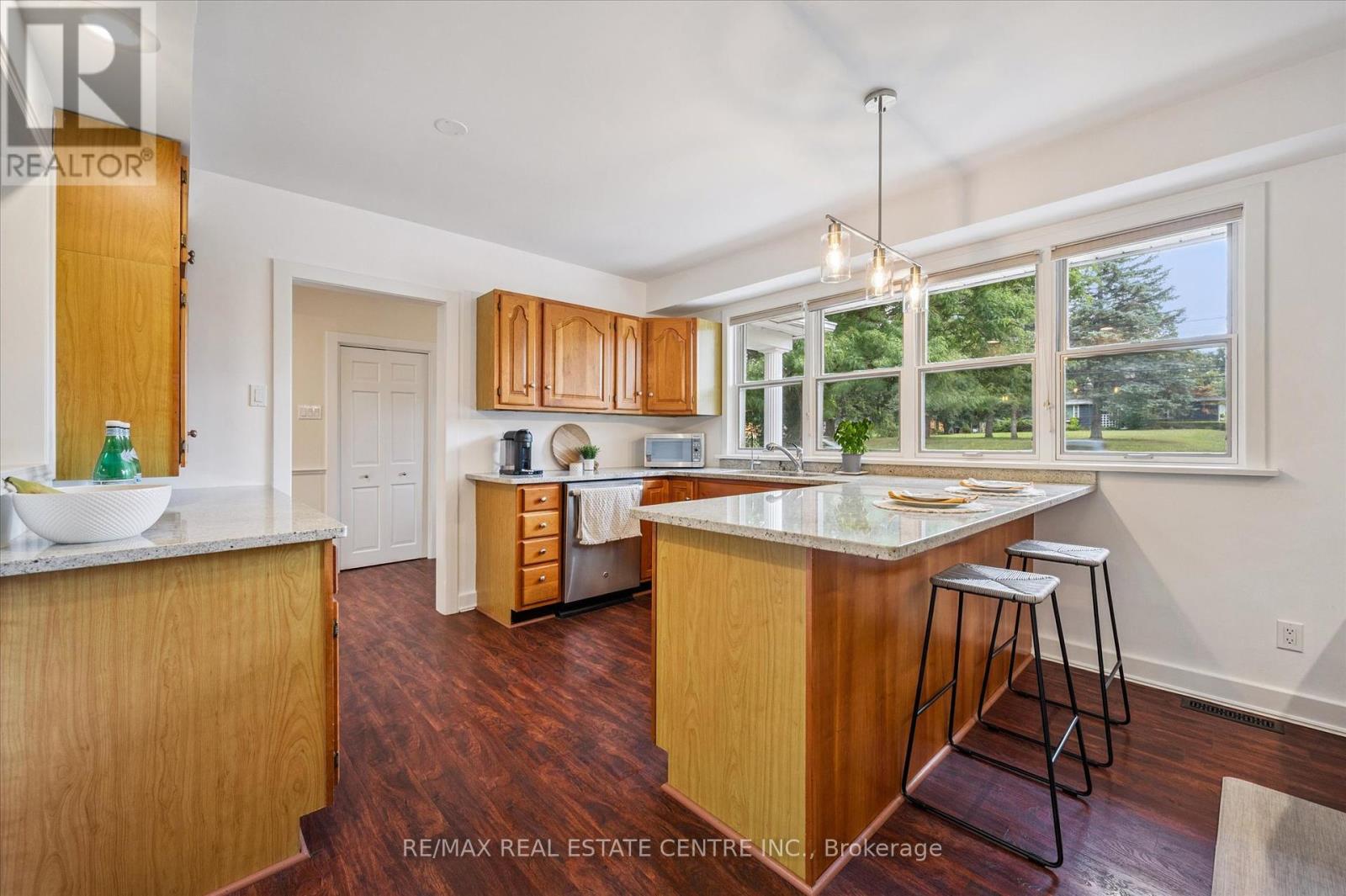 120 Riverbank Drive, Cambridge, Ontario  N3H 4R6 - Photo 15 - X12367831