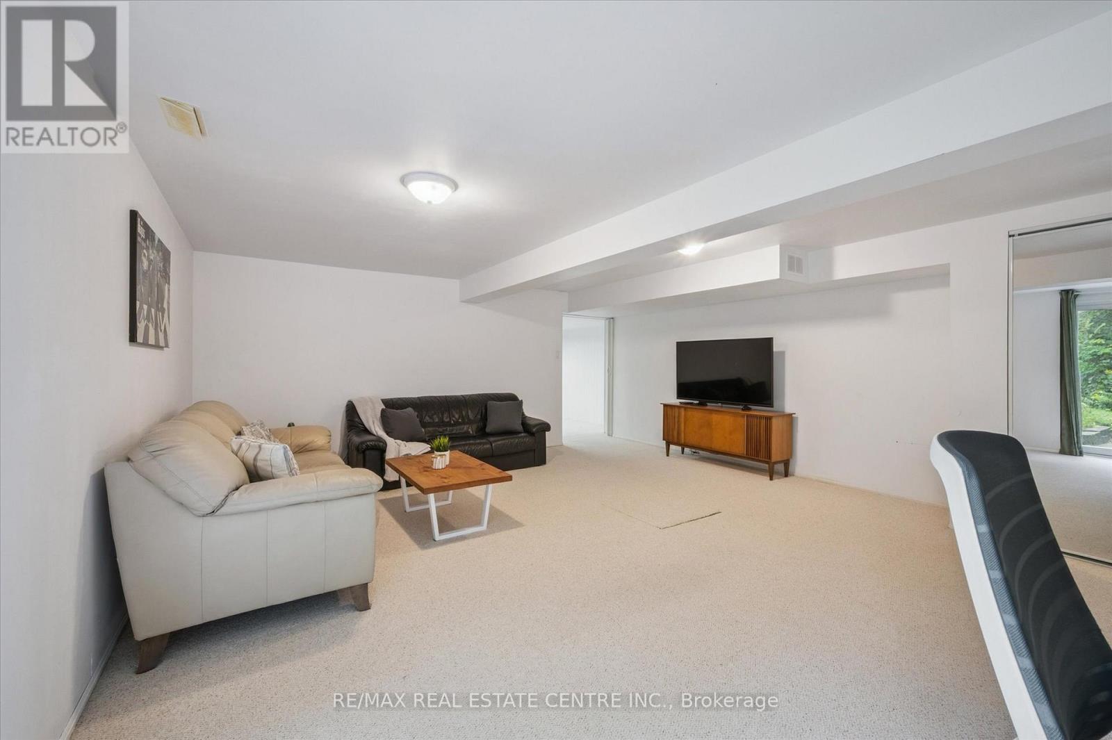 120 Riverbank Drive, Cambridge, Ontario  N3H 4R6 - Photo 31 - X12367831
