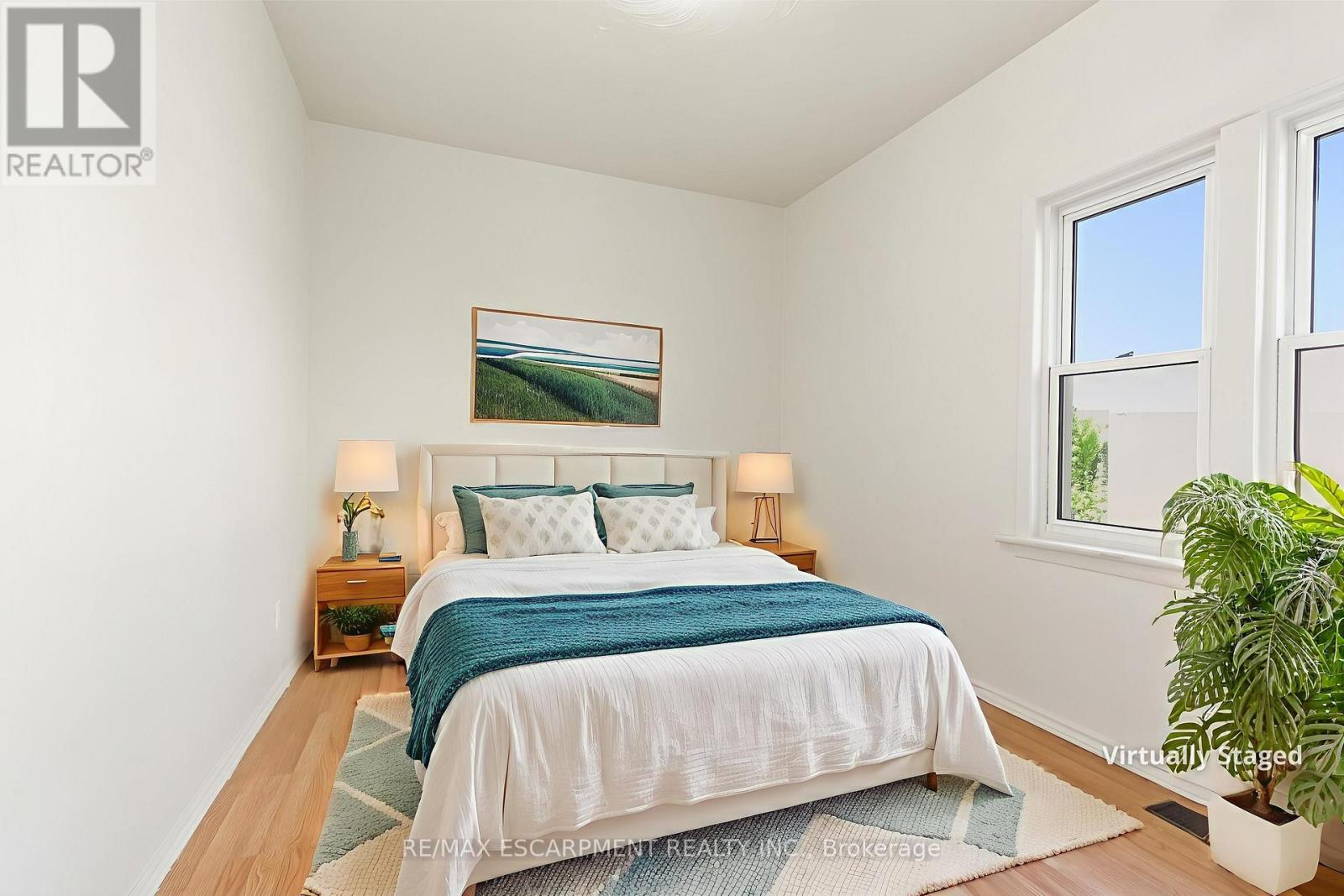 22 Worsley Road, Hamilton, Ontario  L8E 2E7 - Photo 17 - X12433006