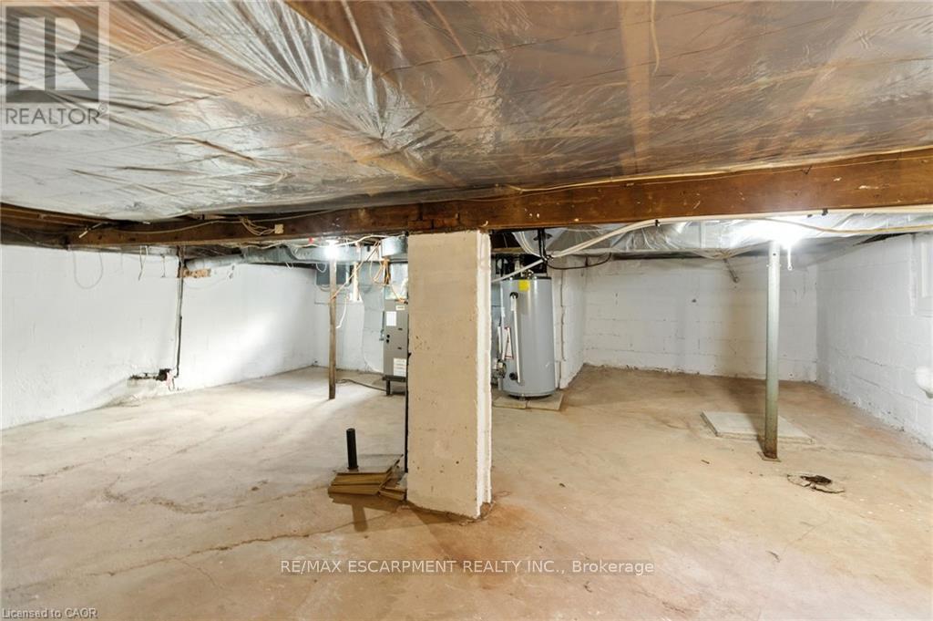 22 Worsley Road, Hamilton, Ontario  L8E 2E7 - Photo 32 - X12433006