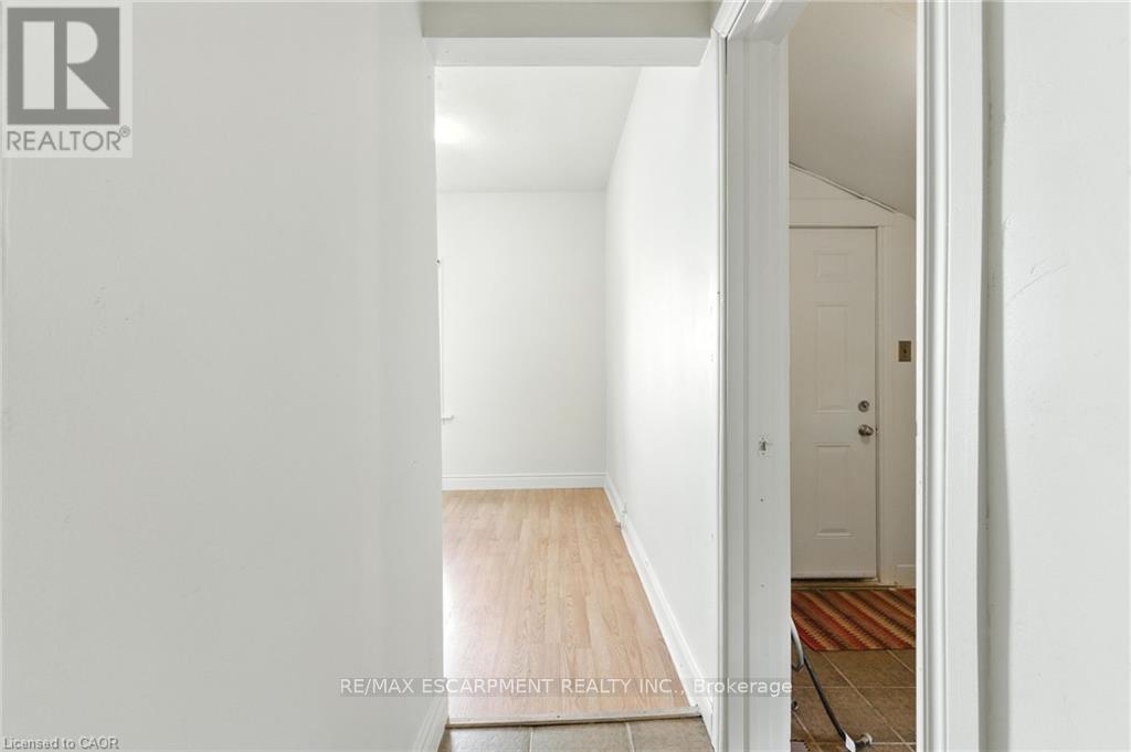 22 Worsley Road, Hamilton, Ontario  L8E 2E7 - Photo 24 - X12433006