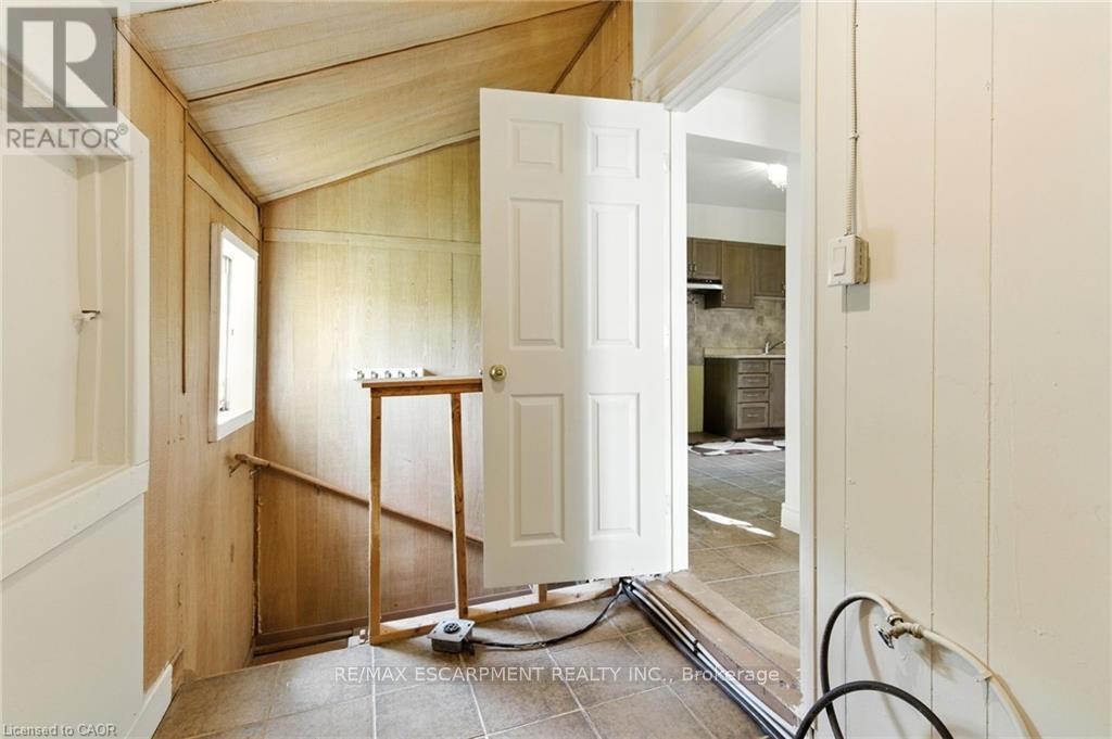 22 Worsley Road, Hamilton, Ontario  L8E 2E7 - Photo 30 - X12433006