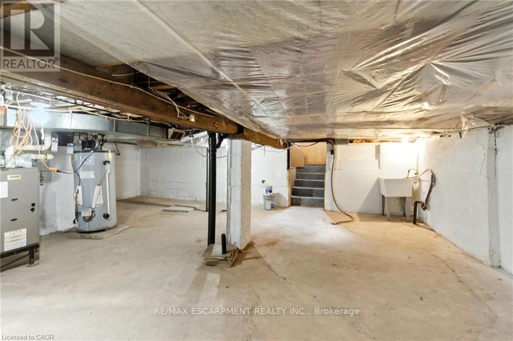 22 Worsley Road, Hamilton, Ontario  L8E 2E7 - Photo 33 - X12433006