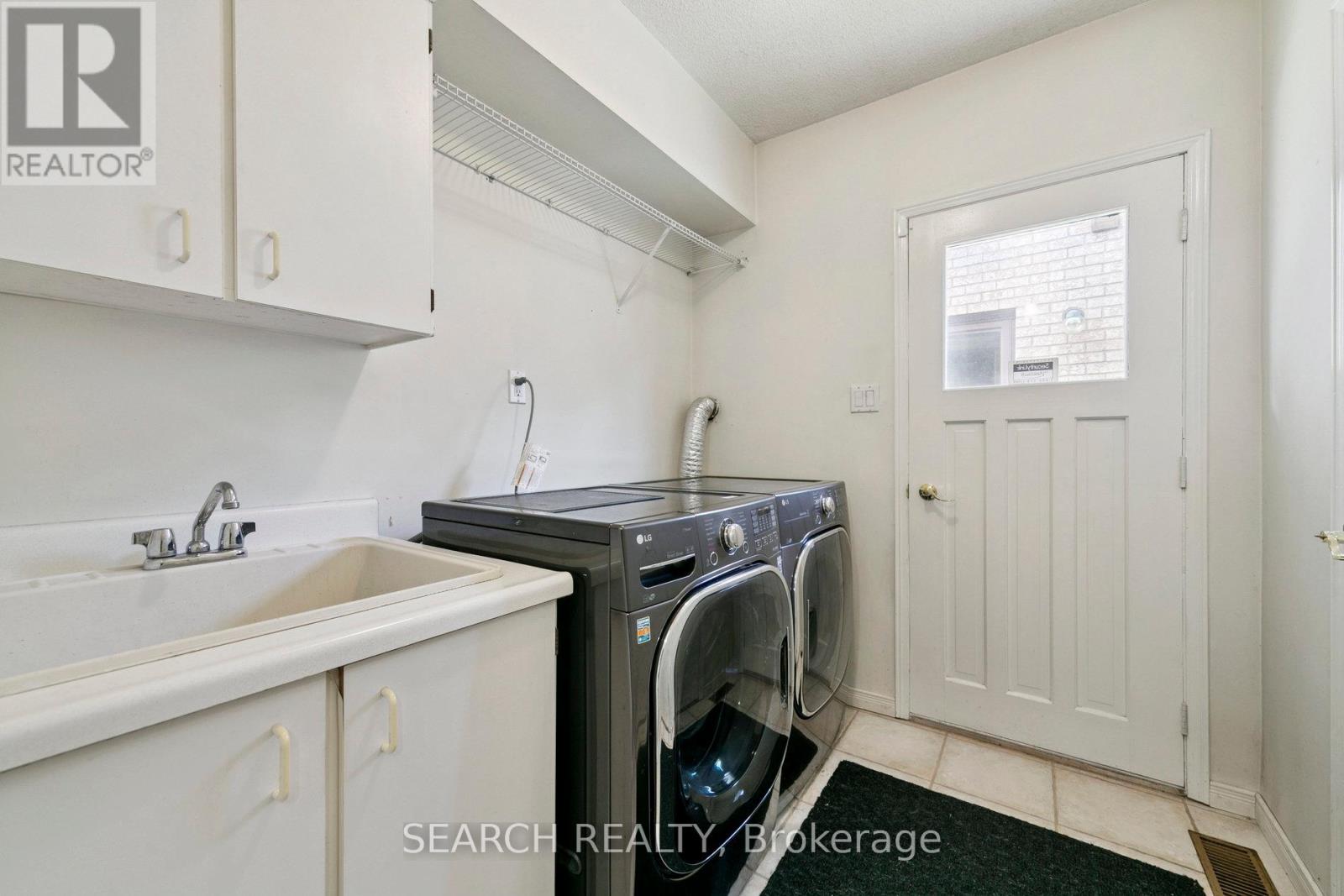 1823 The Chase, Mississauga, Ontario  L5M 2Y8 - Photo 31 - W12415326
