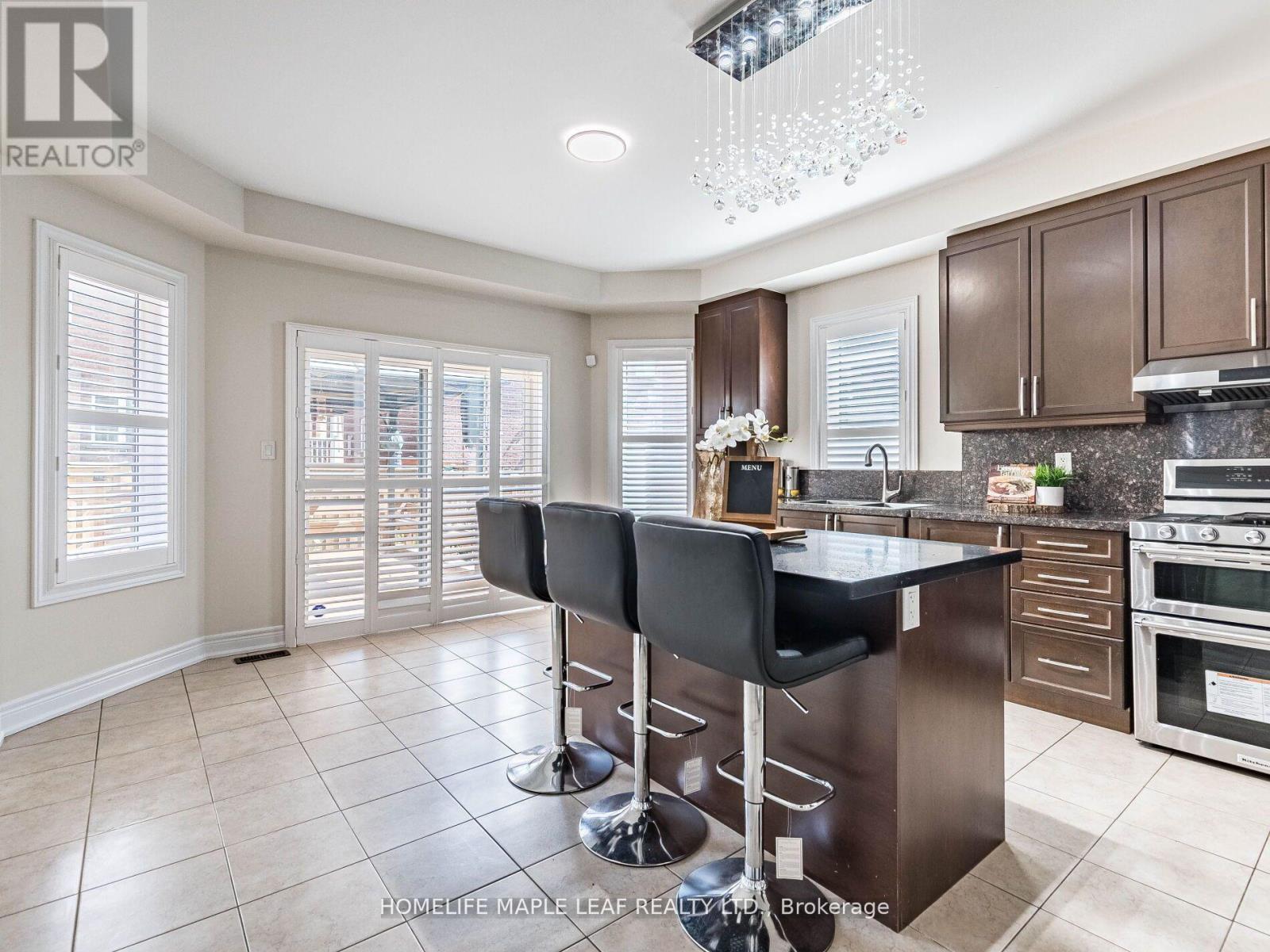 39 Birch Tree Trail, Brampton, Ontario  L6P 3W1 - Photo 39 - W12434357