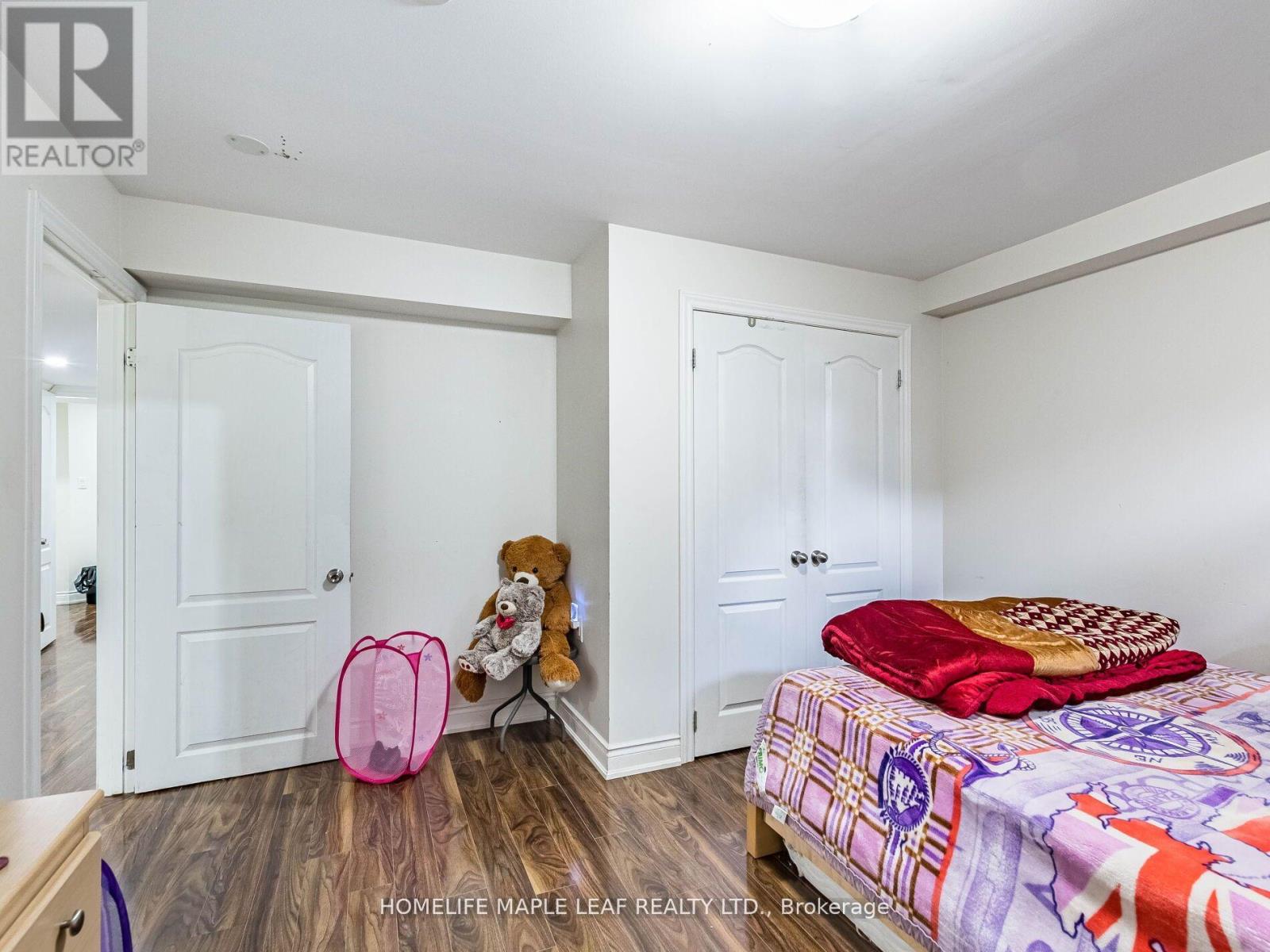 39 Birch Tree Trail, Brampton, Ontario  L6P 3W1 - Photo 43 - W12434357