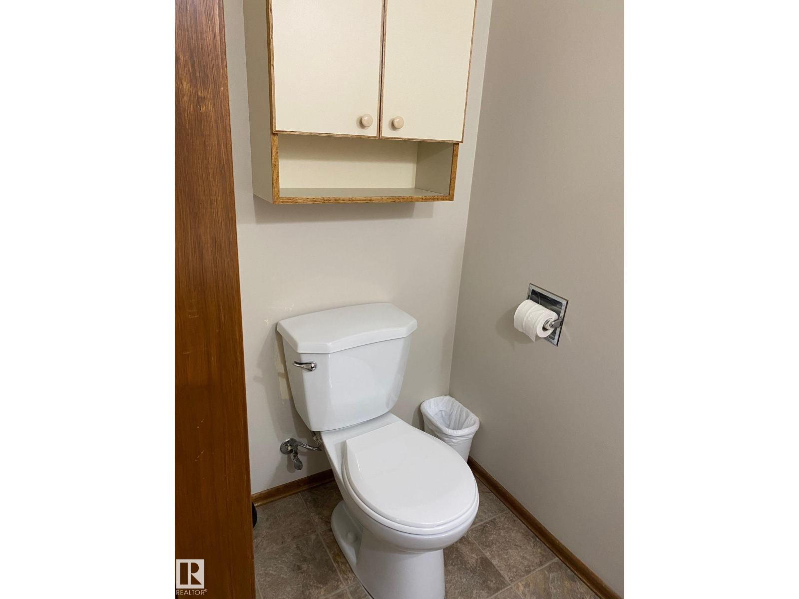 5811 56 St, Barrhead, Alberta  T7N 1C8 - Photo 14 - E4460078