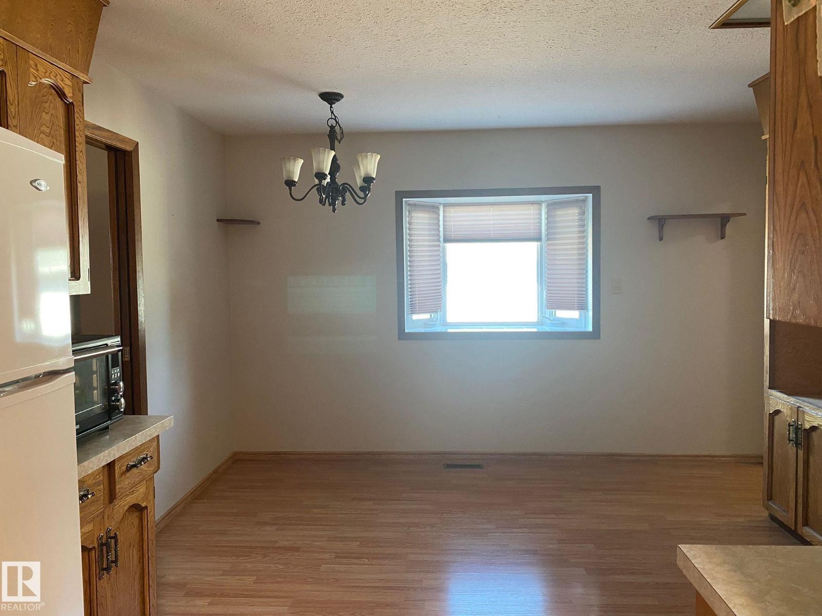 5811 56 St, Barrhead, Alberta  T7N 1C8 - Photo 24 - E4460078