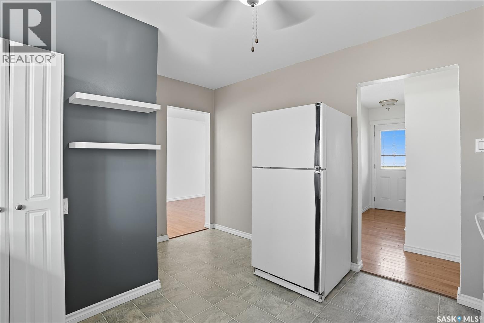 2 Young Crescent, Saskatoon, Saskatchewan  S7J 2C4 - Photo 14 - SK019670