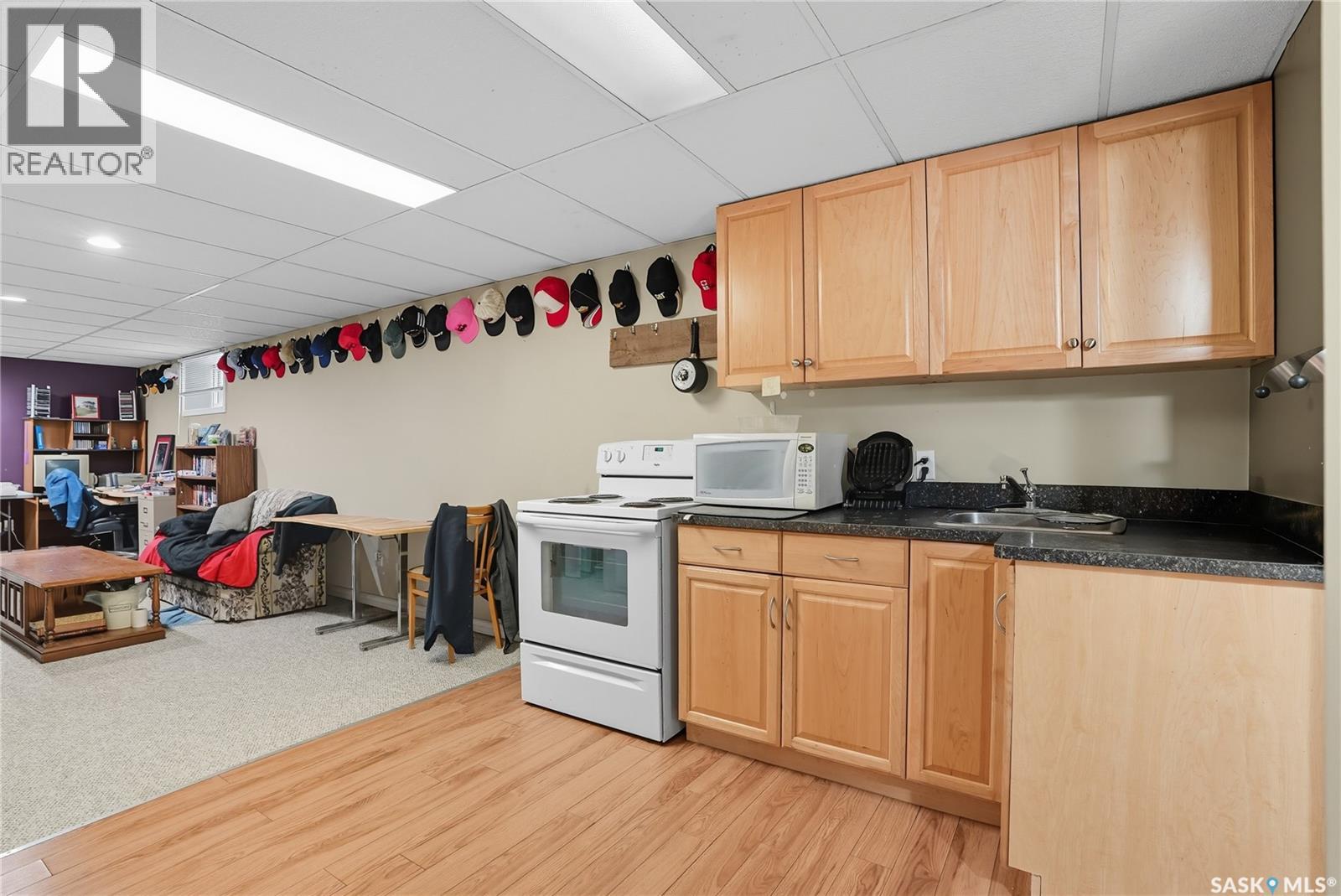 2 Young Crescent, Saskatoon, Saskatchewan  S7J 2C4 - Photo 31 - SK019670