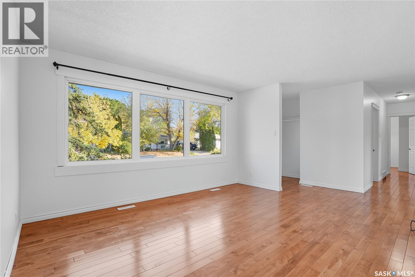 2 Young Crescent, Saskatoon, Saskatchewan  S7J 2C4 - Photo 6 - SK019670