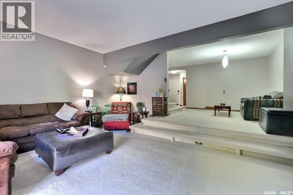 47 Laverendrye Way, Regina, Saskatchewan  S4S 5Z6 - Photo 7 - SK019647