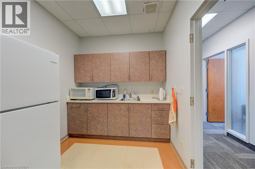 17 Corporate Place Unit# A, Brantford, Ontario  N3R 8A6 - Photo 17 - 40765404