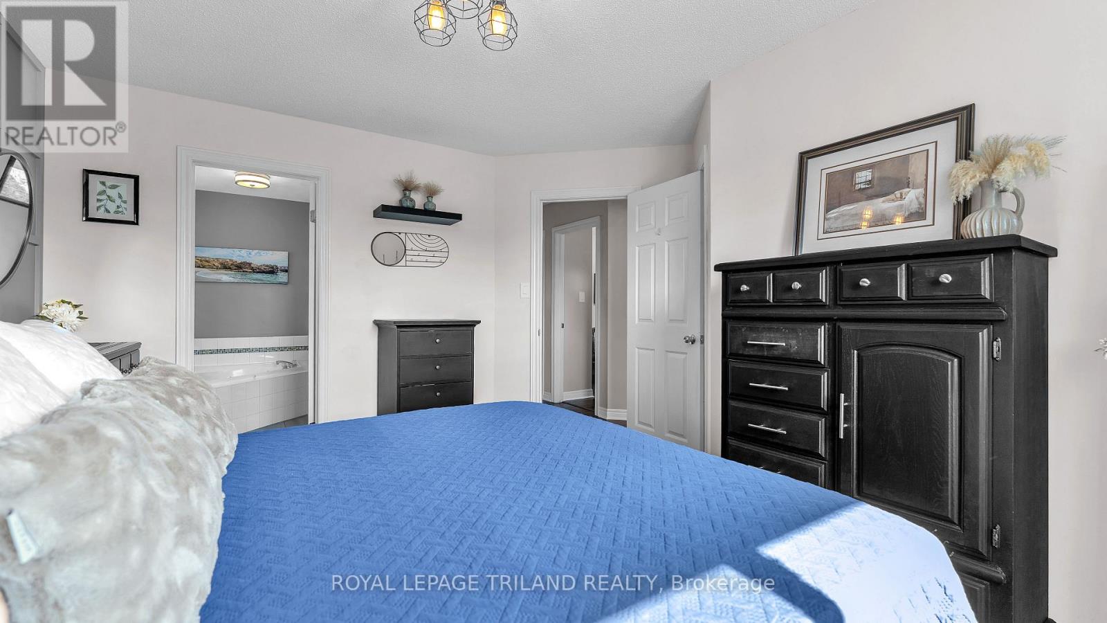 579 Hartop Place, London South, Ontario  N6M 1J5 - Photo 17 - X12424935