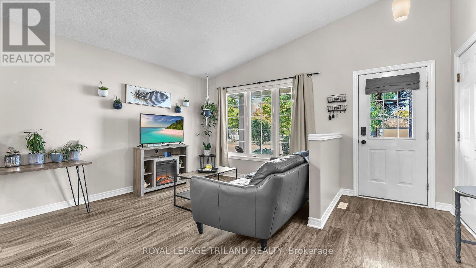 579 Hartop Place, London South, Ontario  N6M 1J5 - Photo 7 - X12424935