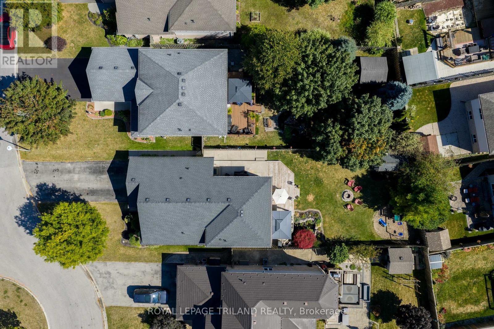 579 Hartop Place, London South, Ontario  N6M 1J5 - Photo 4 - X12424935