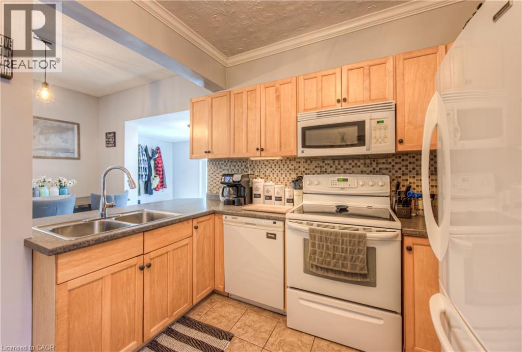 83 Bond Street, Cambridge, Ontario  N1R 4B7 - Photo 12 - 40774731
