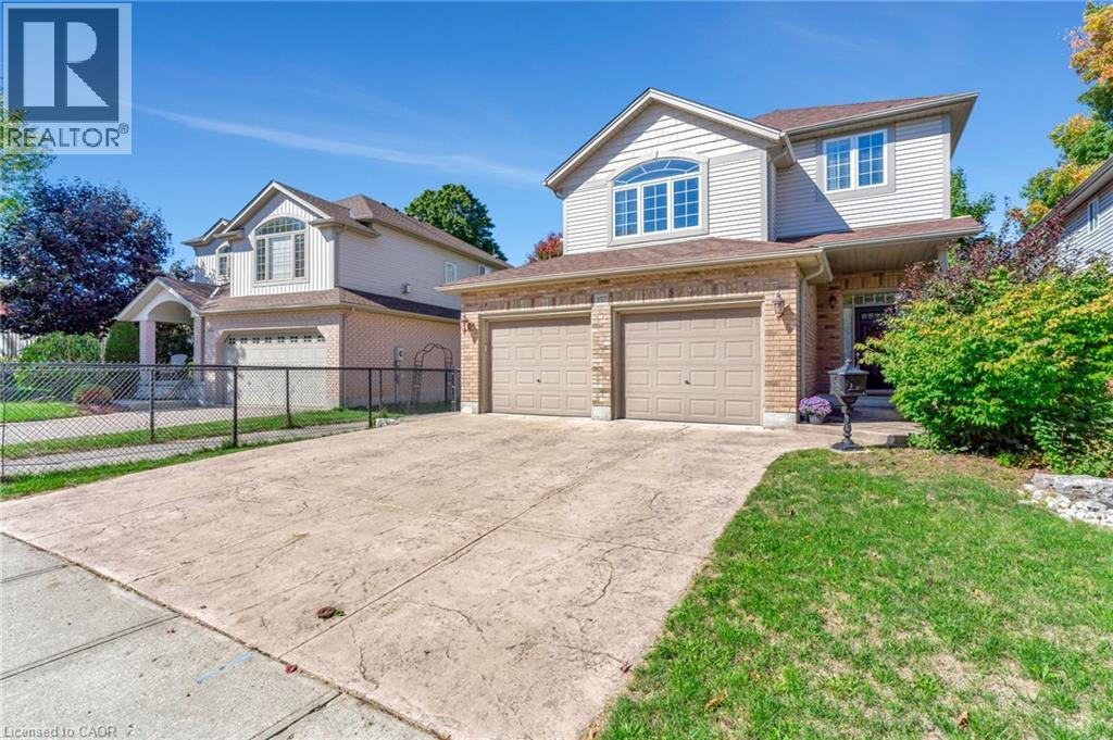 357 Auburn Drive, Waterloo, Ontario  N2K 4P3 - Photo 2 - 40773991