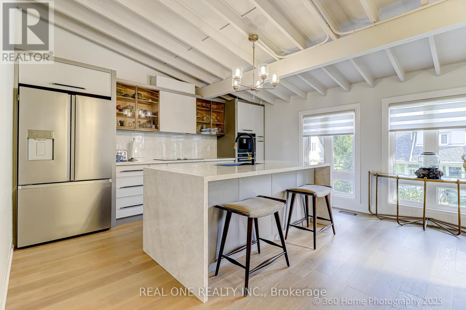 10 NORTH HILLS TERRACE, Toronto, Ontario