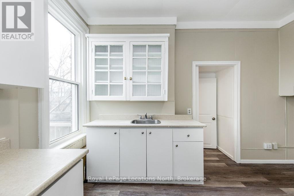 3 Peel Street, Barrie, Ontario  L4M 3K7 - Photo 22 - S12434721