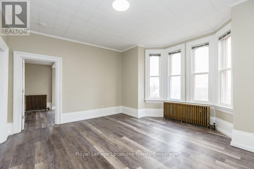 3 Peel Street, Barrie, Ontario  L4M 3K7 - Photo 26 - S12434721