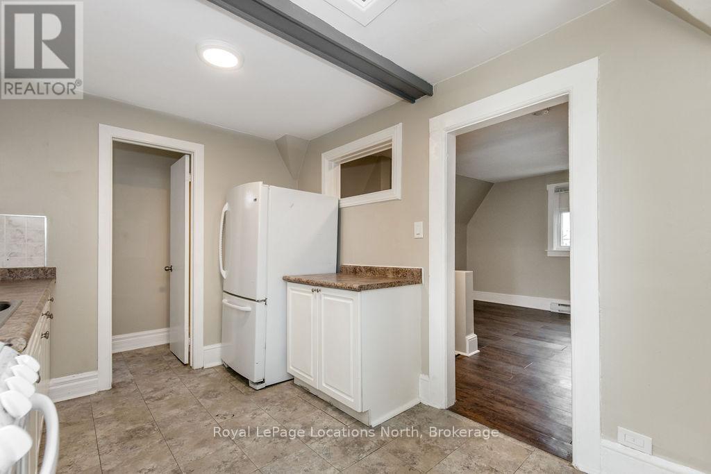 3 Peel Street, Barrie, Ontario  L4M 3K7 - Photo 33 - S12434721