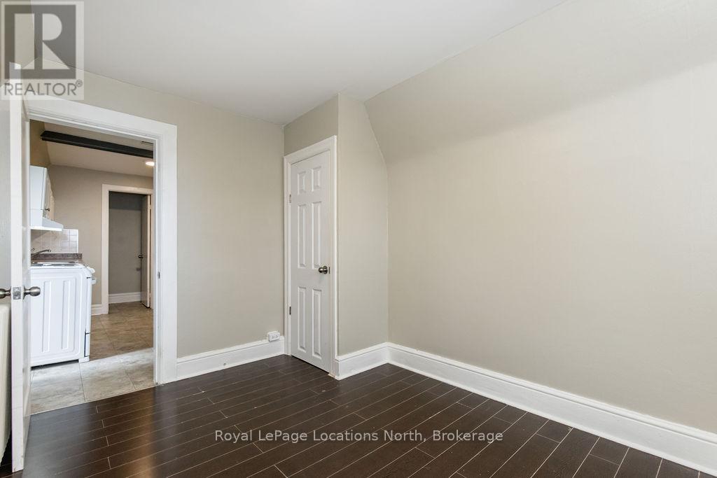 3 Peel Street, Barrie, Ontario  L4M 3K7 - Photo 36 - S12434721