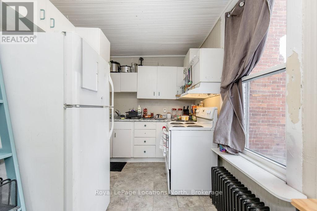 3 Peel Street, Barrie, Ontario  L4M 3K7 - Photo 41 - S12434721