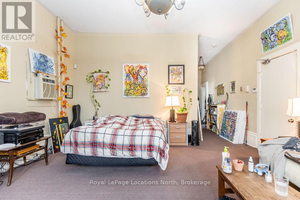 3 Peel Street, Barrie, Ontario  L4M 3K7 - Photo 7 - S12434721