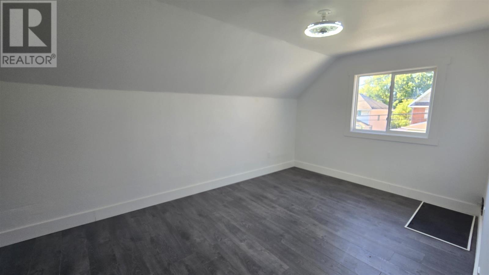 404 John St, Sault Ste. Marie, Ontario  P6C 3J9 - Photo 27 - SM252817