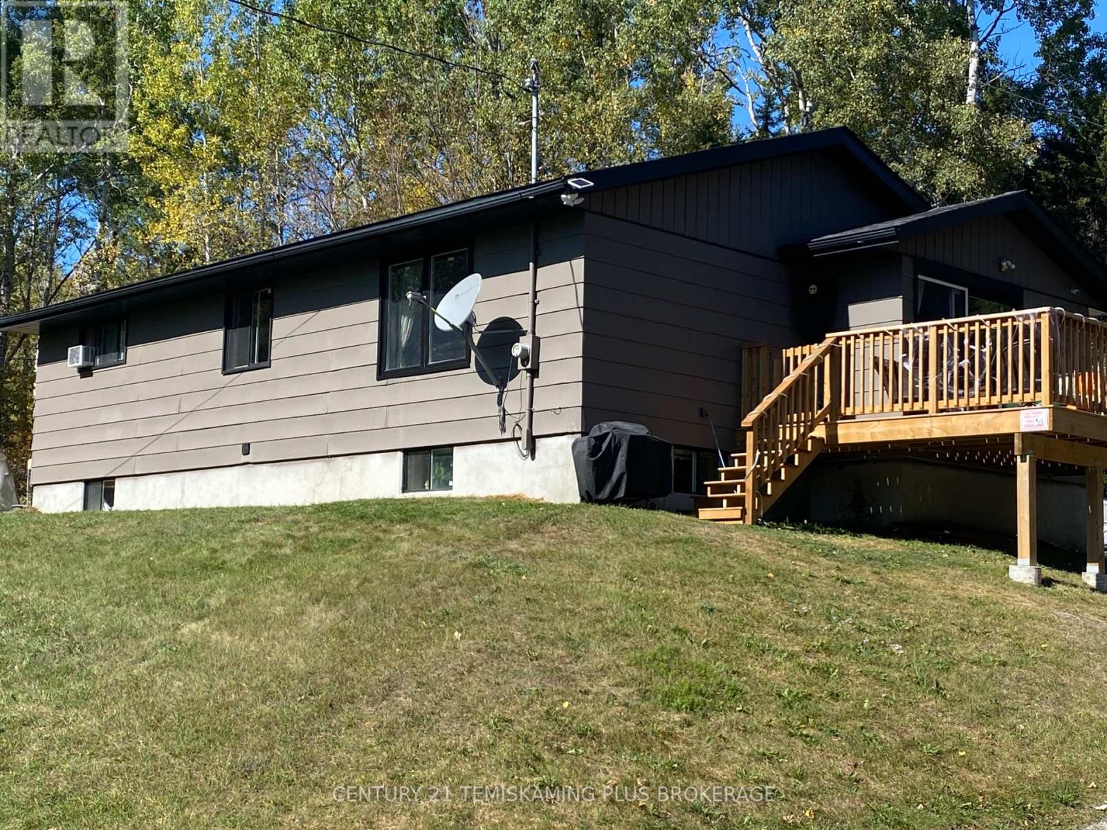 466609 Kerr Lake Road, Timiskaming, Ontario  P0J 1C0 - Photo 1 - T12434727