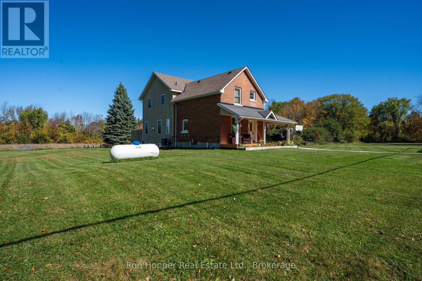 123025 Story Book Park Road, Owen Sound, Ontario  N4K 5N6 - Photo 2 - X12434694